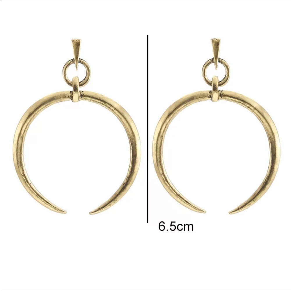 • Ingrid • Boho Moon Antique Style Earrings - Picture 4 of 7